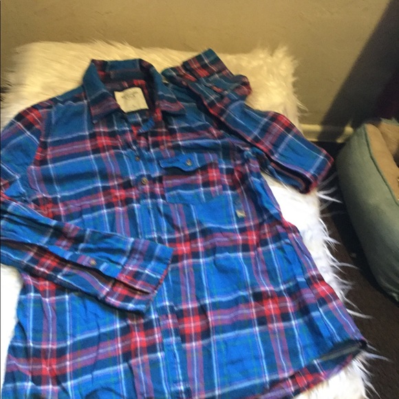 Abercrombie shirt - Picture 4 of 7